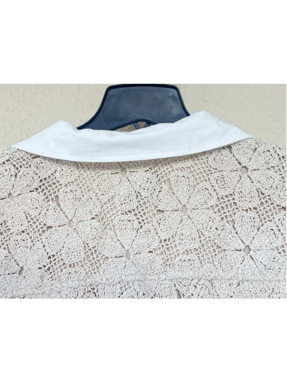 TUCKERNUCK Tan Crochet Collier V Neck Mini Dress Beach Vacation Resort Coastal - Picture 12 of 14
